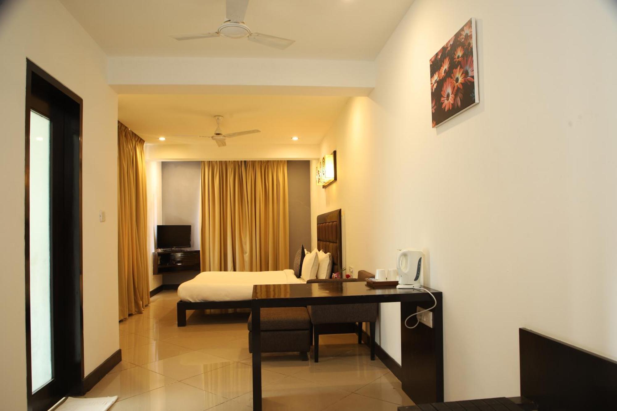 โอโย 16728 คาซาเบลา Hotel Sangolda ภายนอก รูปภาพ